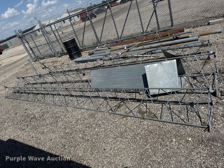 image for item EV6148 (3) 20' tower sections