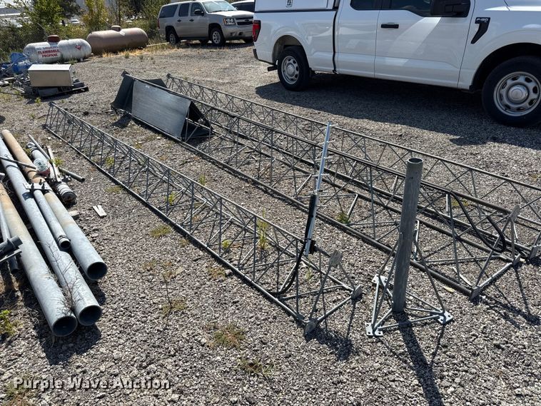 image for item EV6148 (3) 20' tower sections