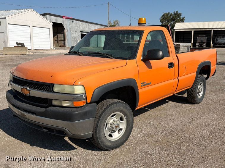 2002 Chevrolet Silverado 2500 pickup truck