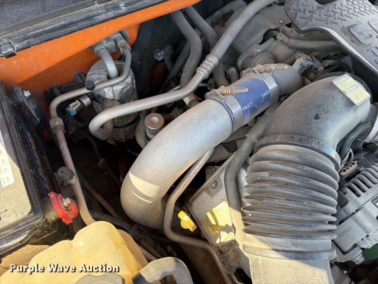 image for item EV6154 2002 Chevrolet Silverado 2500 pickup truck