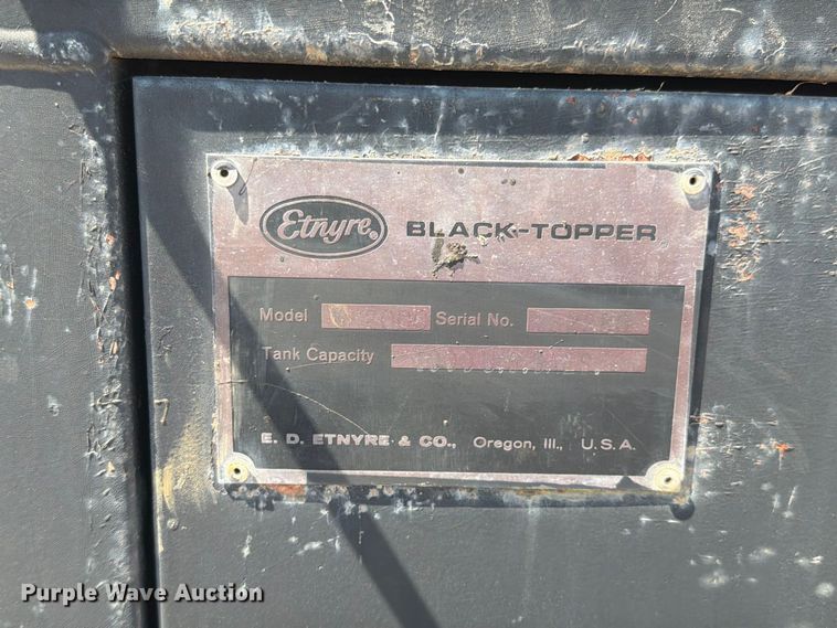 image for item EV6155 1998 Ford F800 oil distributor truck