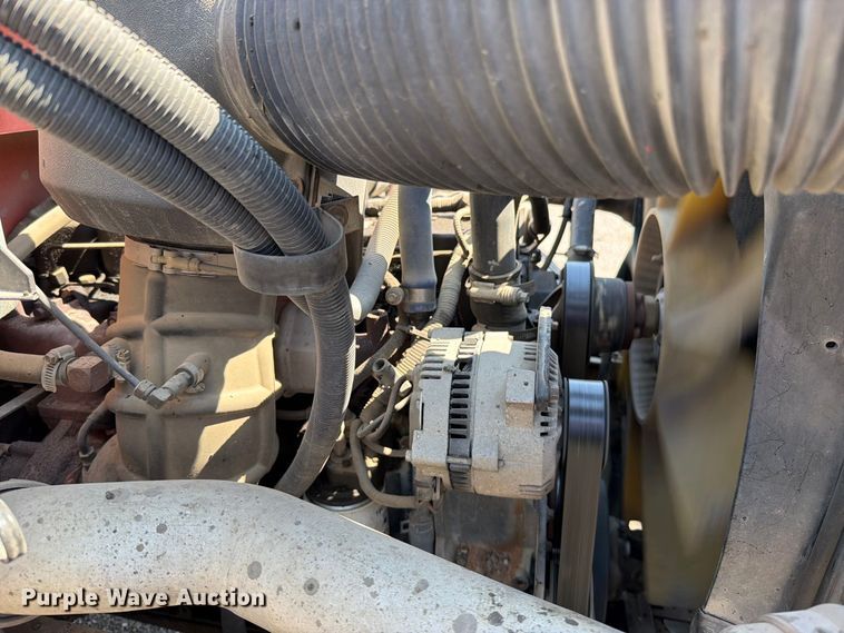 image for item EV6155 1998 Ford F800 oil distributor truck