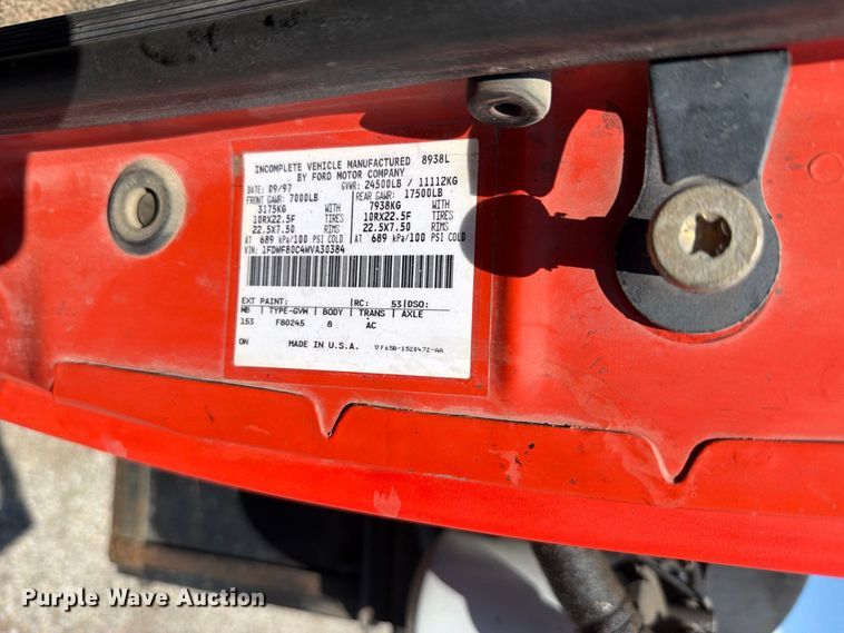 image for item EV6155 1998 Ford F800 oil distributor truck