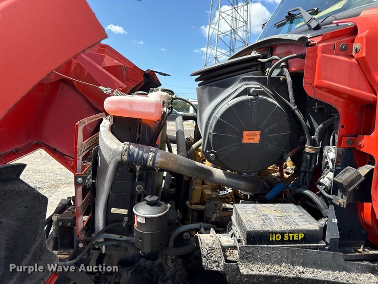 image for item EV6156 2000 Sterling L7500 oil distributor truck