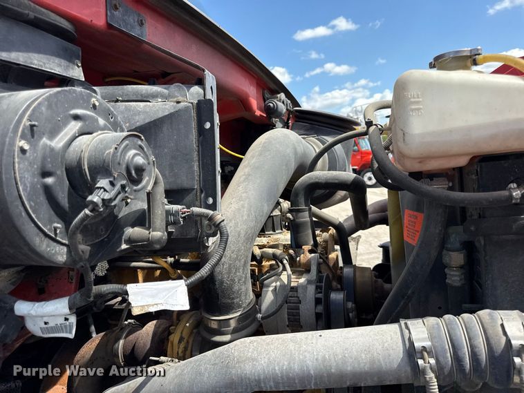 image for item EV6156 2000 Sterling L7500 oil distributor truck