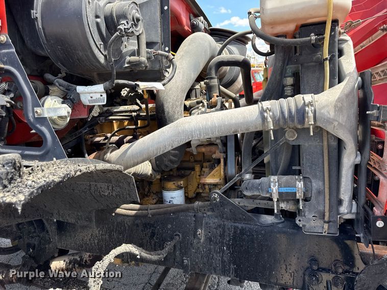 image for item EV6156 2000 Sterling L7500 oil distributor truck
