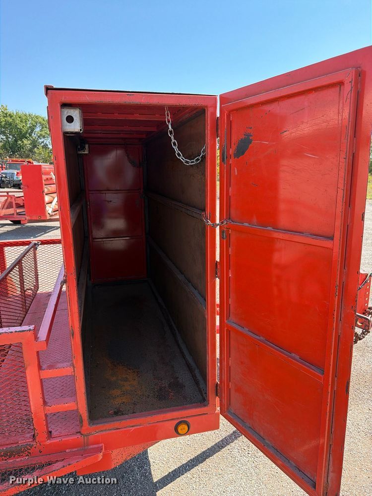 image for item EV6166 2003 King utility trailer