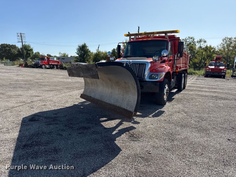 image for item EV6168 2007 International WorkStar 7400 dump truck