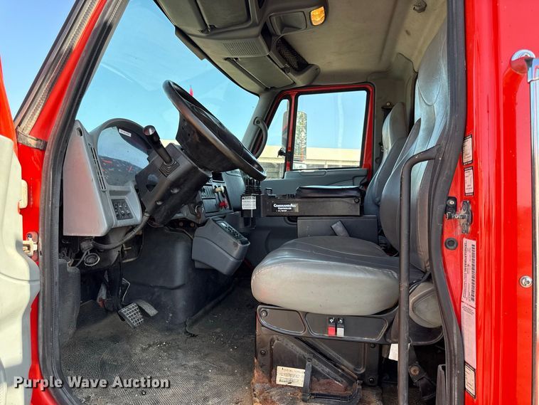 image for item EV6168 2007 International WorkStar 7400 dump truck