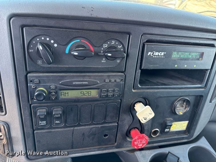 image for item EV6168 2007 International WorkStar 7400 dump truck