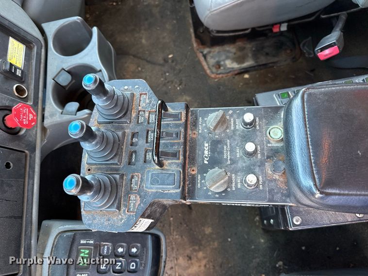 image for item EV6168 2007 International WorkStar 7400 dump truck