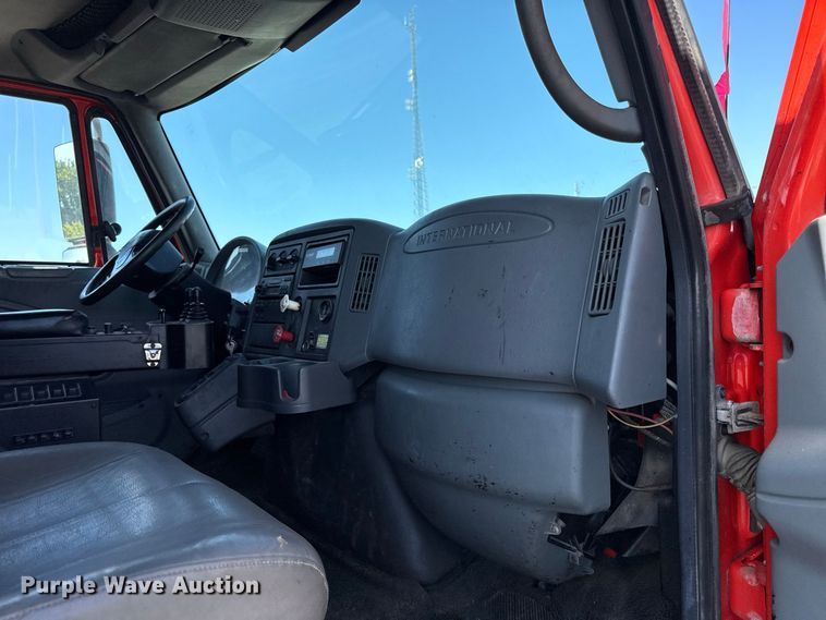 image for item EV6168 2007 International WorkStar 7400 dump truck