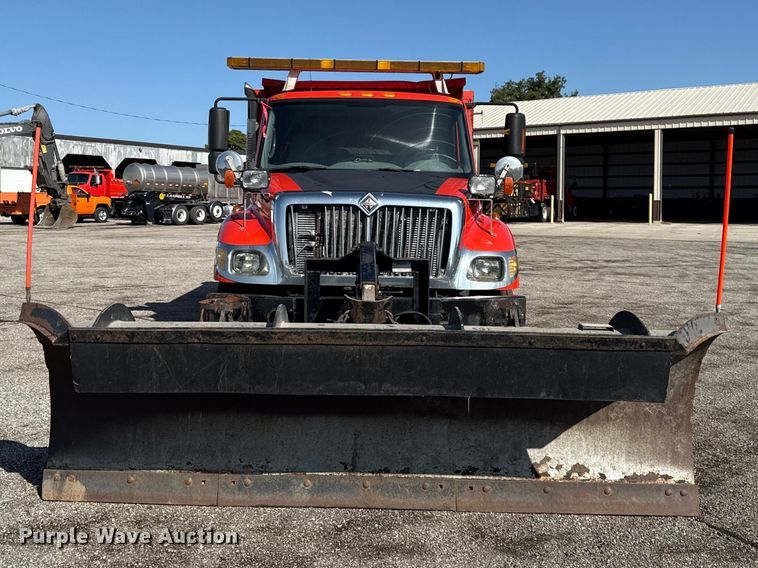 image for item EV6169 2007 International WorkStar 7400 dump truck