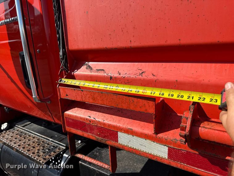 image for item EV6169 2007 International WorkStar 7400 dump truck