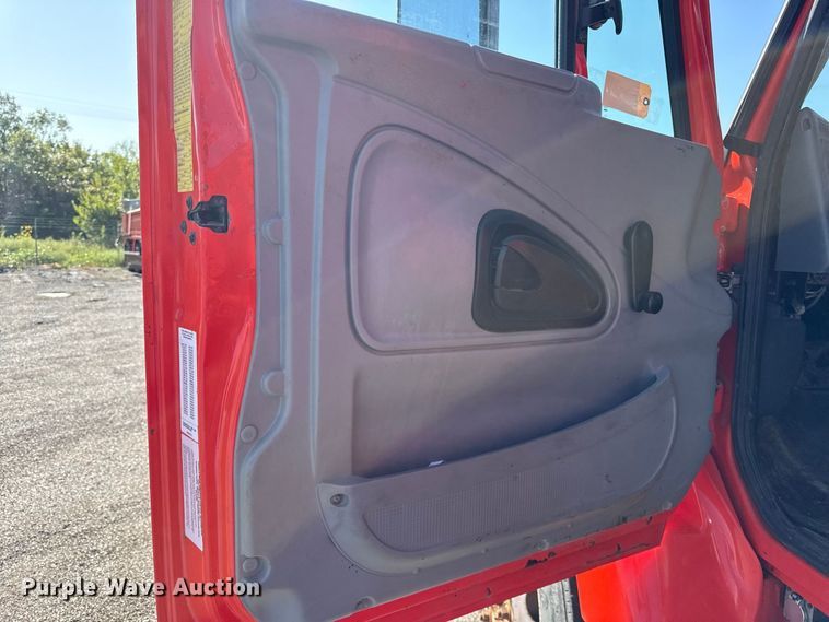 image for item EV6169 2007 International WorkStar 7400 dump truck