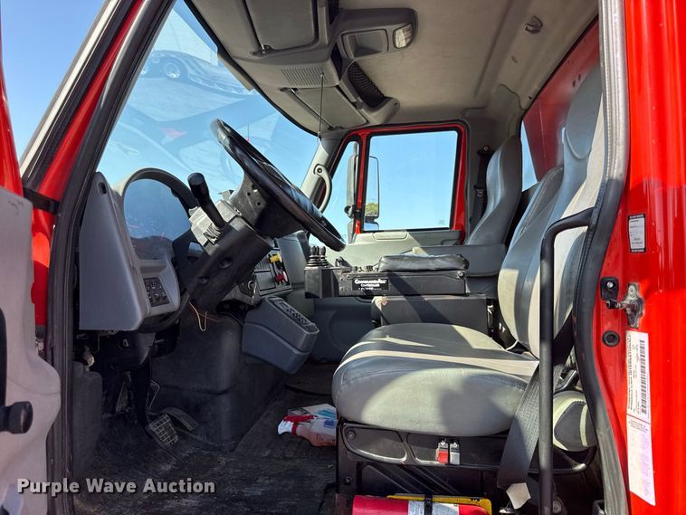 image for item EV6169 2007 International WorkStar 7400 dump truck