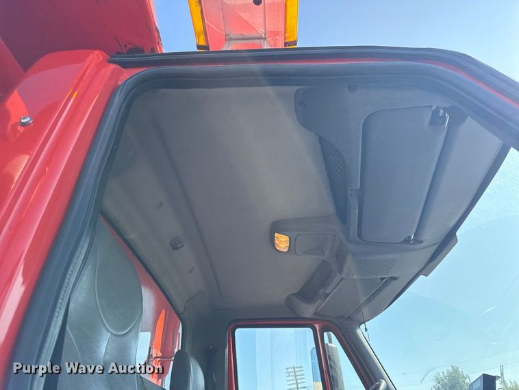 image for item EV6169 2007 International WorkStar 7400 dump truck