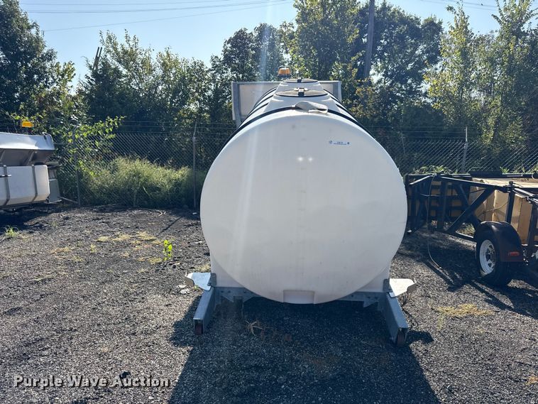 image for item EV6170 2011 Monroe poly tank