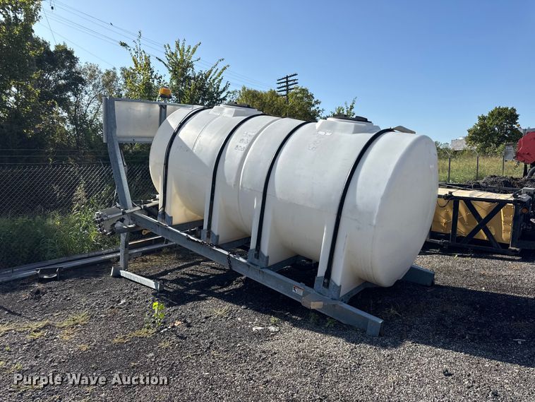 image for item EV6170 2011 Monroe poly tank