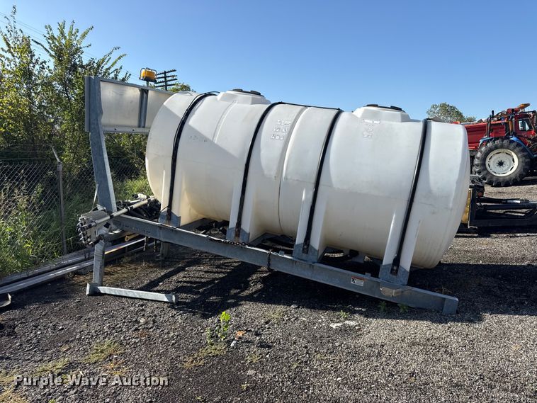 image for item EV6170 2011 Monroe poly tank