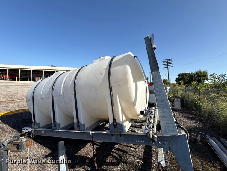 image for item EV6170 2011 Monroe poly tank