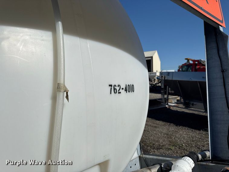 image for item EV6170 2011 Monroe poly tank