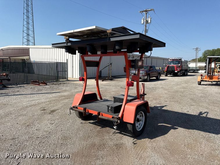 image for item EV6171 2010 National signal arrow board trailer