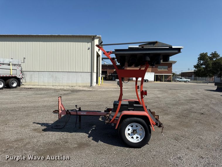 image for item EV6171 2010 National signal arrow board trailer