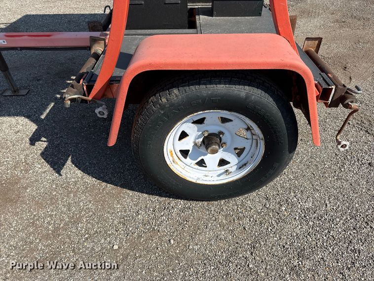 image for item EV6171 2010 National signal arrow board trailer