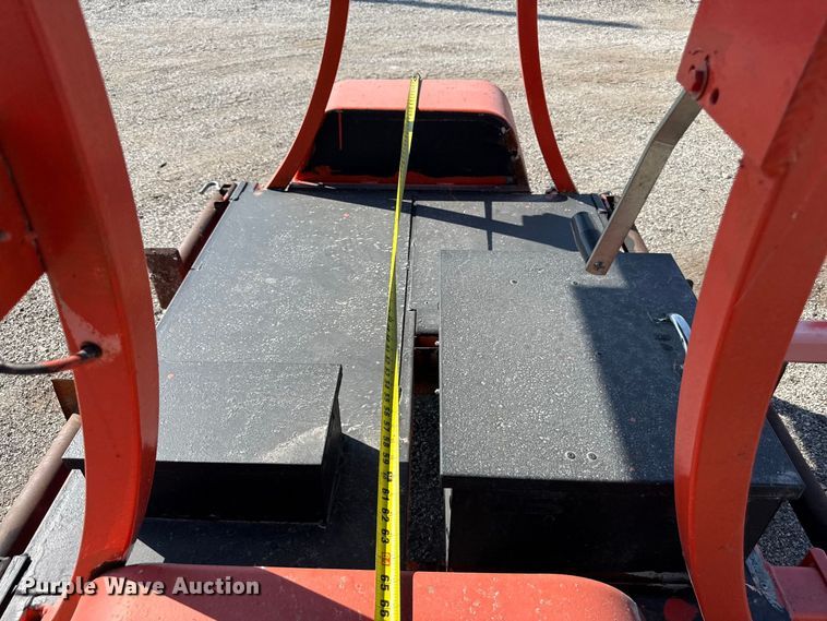 image for item EV6171 2010 National signal arrow board trailer