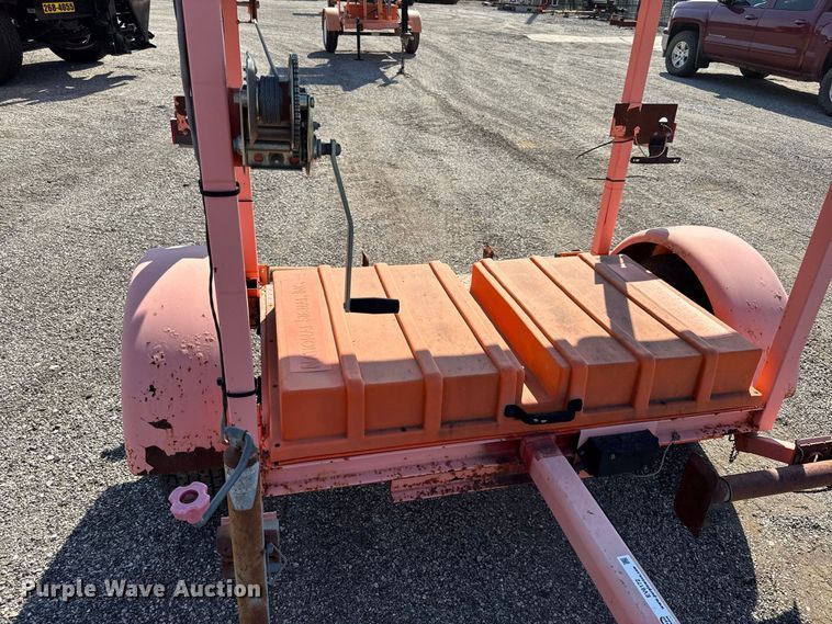 image for item EV6172 2007 National signal arrow board trailer