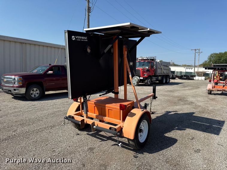 image for item EV6173 2013 Ver-Mac arrow board trailer