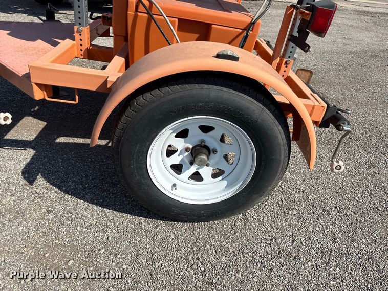image for item EV6173 2013 Ver-Mac arrow board trailer