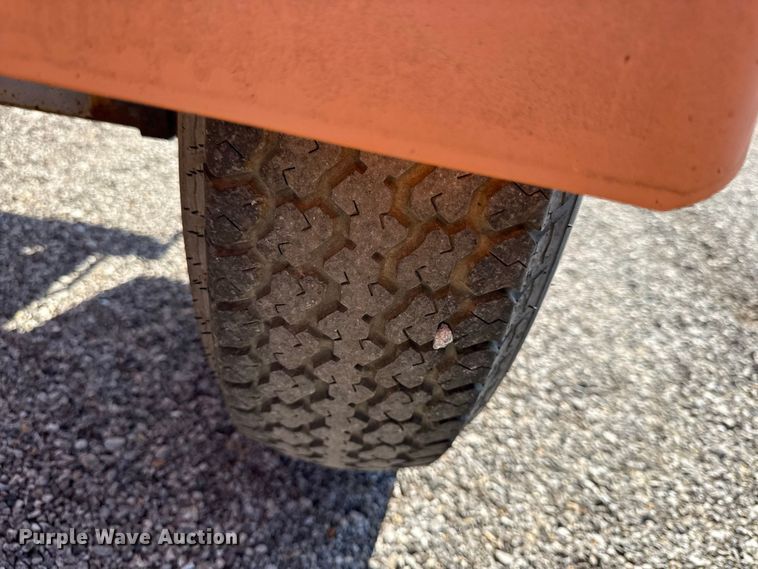 image for item EV6173 2013 Ver-Mac arrow board trailer