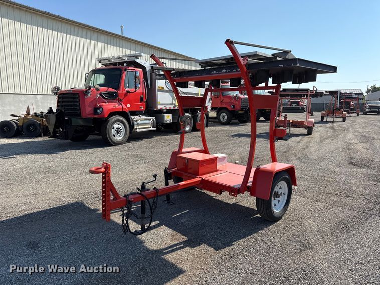 2010 National signal arrow board trailer