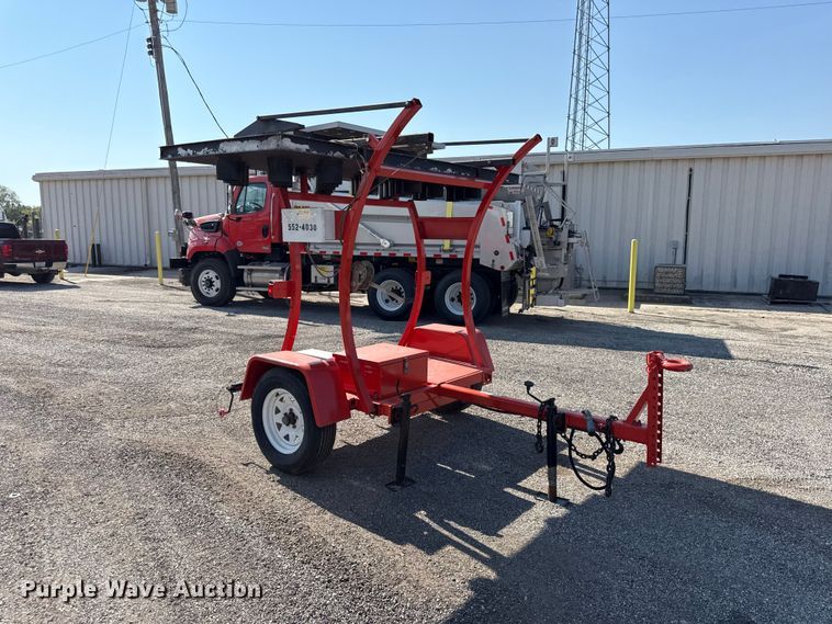 image for item EV6174 2010 National signal arrow board trailer