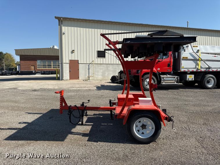 image for item EV6174 2010 National signal arrow board trailer