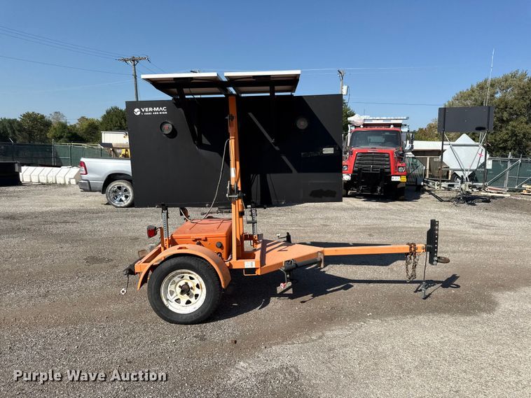 image for item EV6175 Ver-Mac Arrow board arrow board trailer