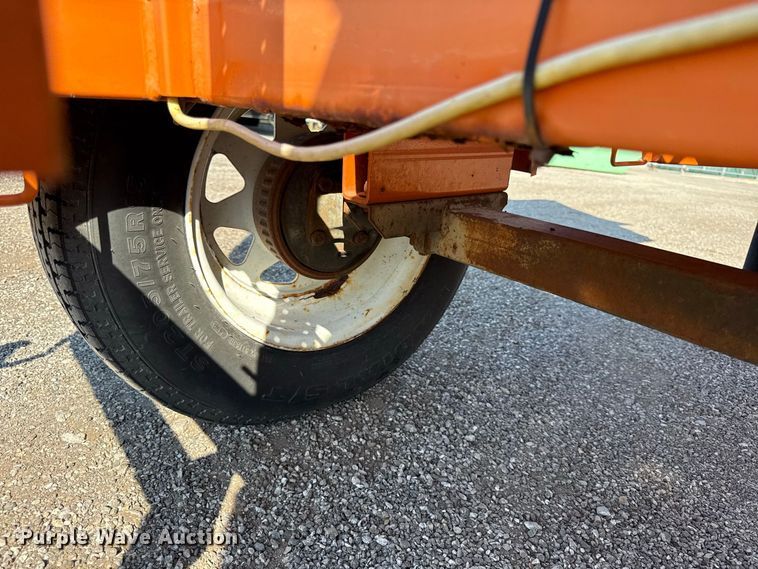 image for item EV6175 Ver-Mac Arrow board arrow board trailer