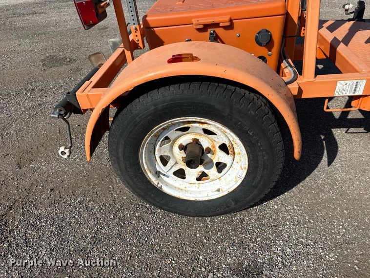 image for item EV6175 Ver-Mac Arrow board arrow board trailer