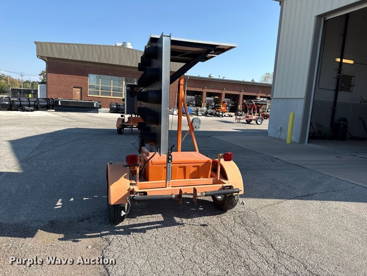 image for item EV6176 2013 Ver-Mac arrow board trailer