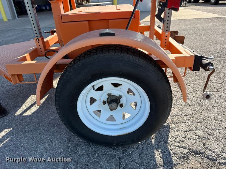 image for item EV6176 2013 Ver-Mac arrow board trailer
