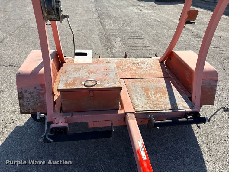 image for item EV6177 2010 National signal arrow board trailer