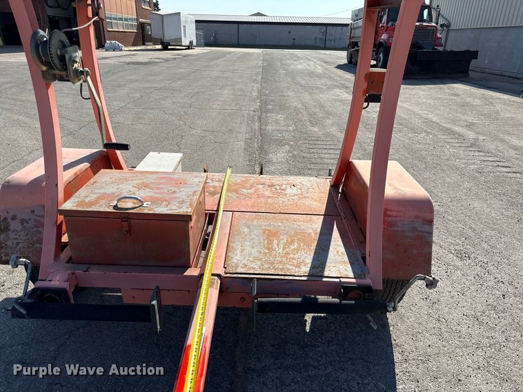 image for item EV6177 2010 National signal arrow board trailer
