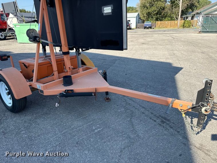 image for item EV6178 2013 Ver-Mac arrow board trailer