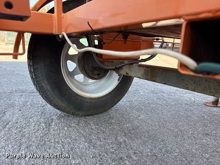 image for item EV6178 2013 Ver-Mac arrow board trailer