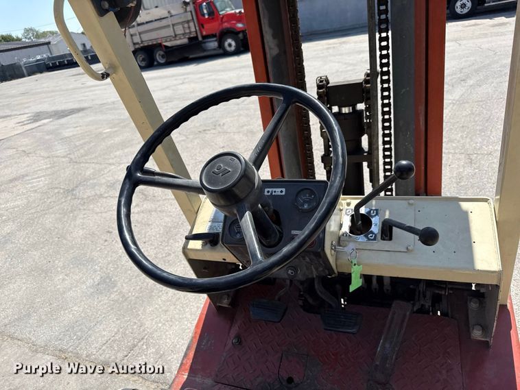 image for item EV6180 Nissan 40 forklift