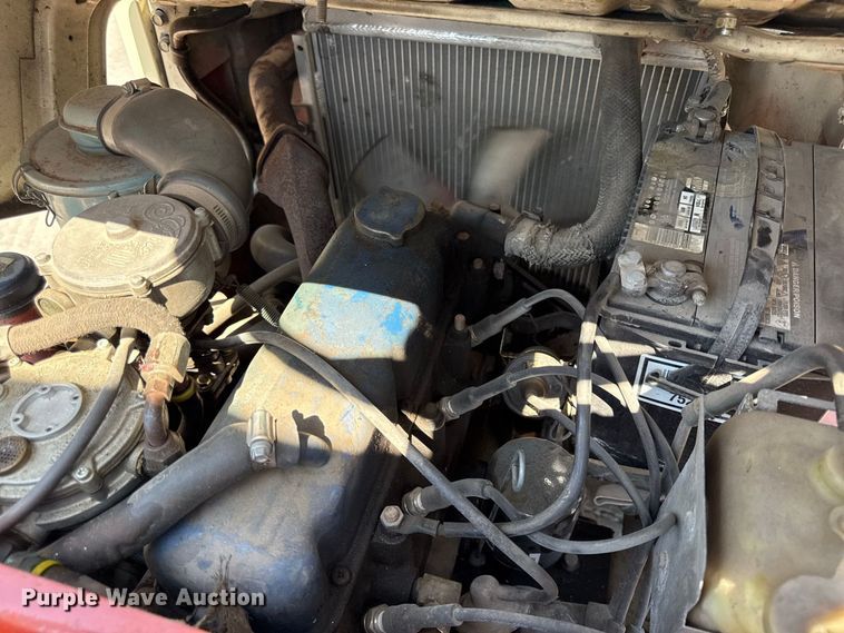 image for item EV6180 Nissan 40 forklift