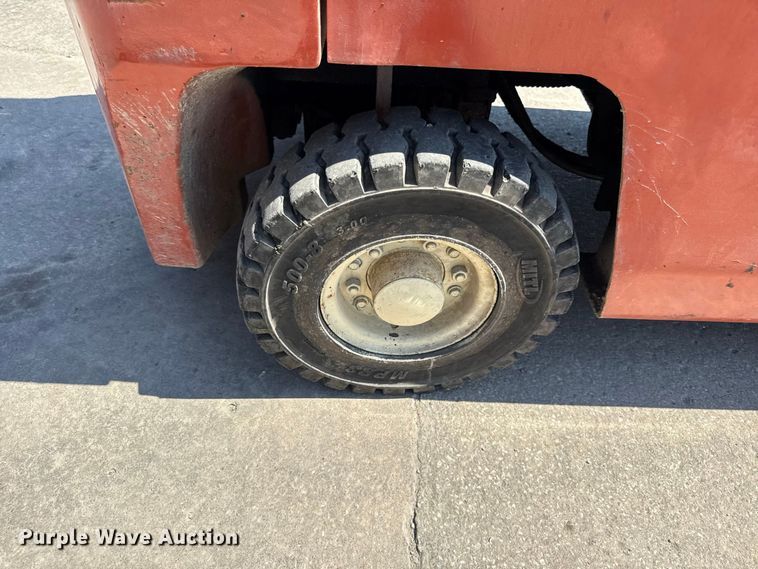 image for item EV6180 Nissan 40 forklift