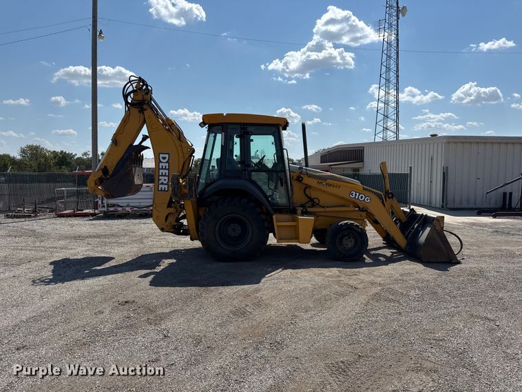 image for item EV6182 2003 John Deere 310G backhoe